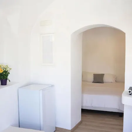 Stoa Cave Apartment