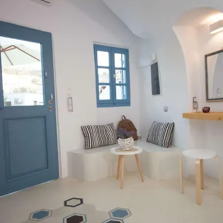 Stoa Cave Apartment Messaria (Santorini)