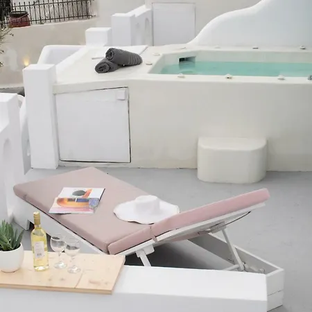 Stoa Cave * Mesariá