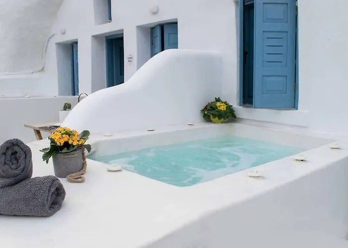 Stoa Cave Apartman *