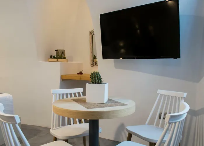 Stoa Cave Apartman Meszariá