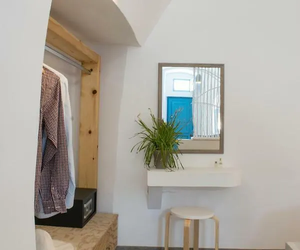 Stoa Cave 메사리아